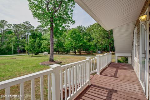105 Pond View Ln, Hampstead, NC 28443 photo 4