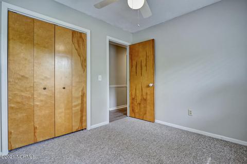 105 Pond View Ln, Hampstead, NC 28443 photo 18