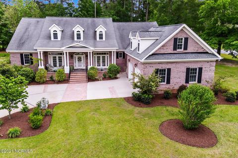 213 Perquimans Dr, Chocowinity, NC 27817 photo 1