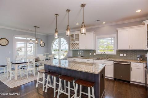430 28th St, Sunset Beach, NC 28468 photo 6