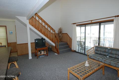 426 4th St, Sunset Beach, NC 28468 photo 4