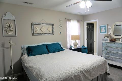 409 E Volant St, Hubert, NC 28539 photo 23