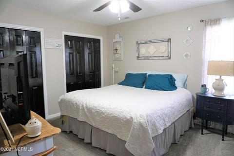 409 E Volant St, Hubert, NC 28539 photo 22