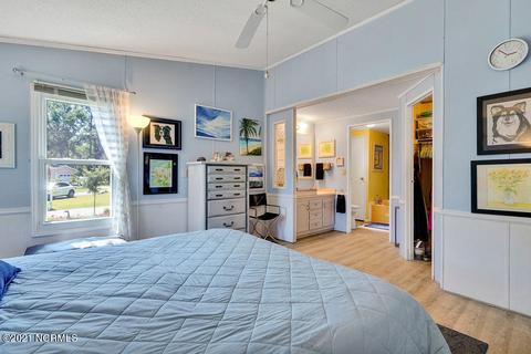 206 Spar Ct, Hampstead, NC 28443 photo 24