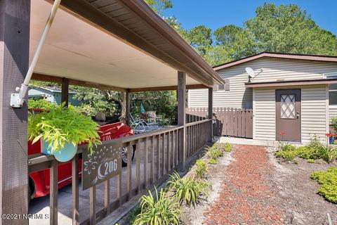 206 Spar Ct, Hampstead, NC 28443 photo 7