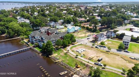 802 E Front St, New Bern, NC 28560 photo 5