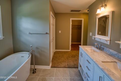 406 Riverside Ln, Stella, NC 28582 photo 39