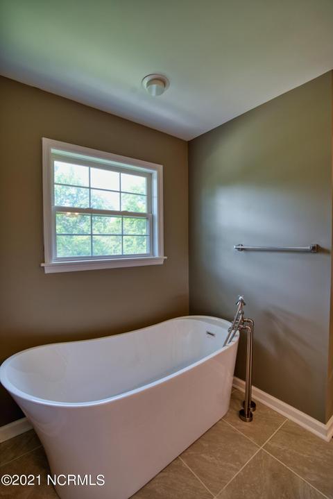 406 Riverside Ln, Stella, NC 28582 photo 40