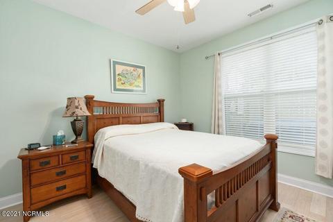 202 Shearwater Dr, Hampstead, NC 28443 photo 21
