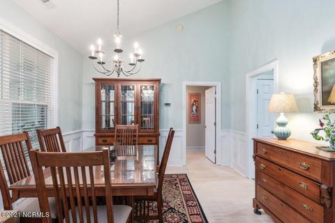 202 Shearwater Dr, Hampstead, NC 28443 photo 9