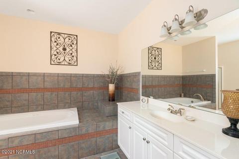 202 Shearwater Dr, Hampstead, NC 28443 photo 19