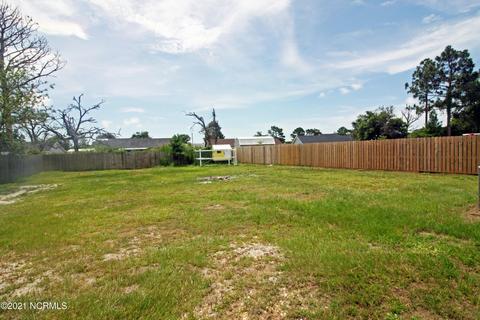 114 Dayrell Dr, Hubert, NC 28539 photo 2