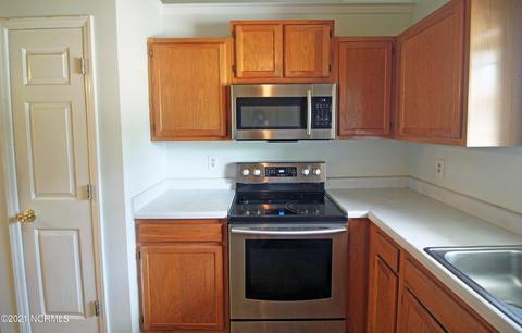 114 Dayrell Dr, Hubert, NC 28539 photo 9