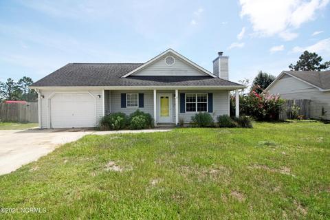 114 Dayrell Dr, Hubert, NC 28539 photo 1