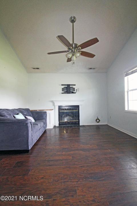 114 Dayrell Dr, Hubert, NC 28539 photo 6