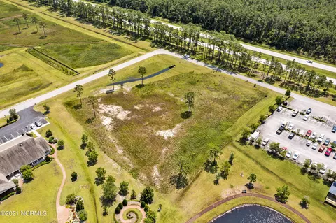 305 Mcqueen Ave, Newport, NC 28570