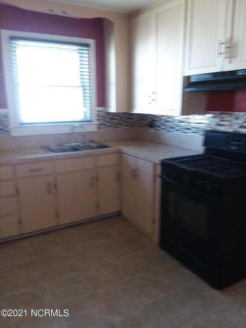 107 Marshall Ave, Williamston, NC 27892 photo 10