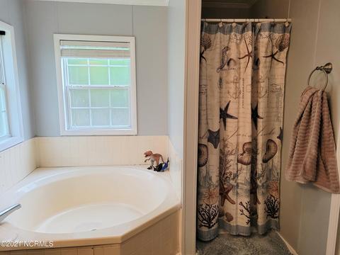 657 Straits Rd, Gloucester, NC 28528 photo 19