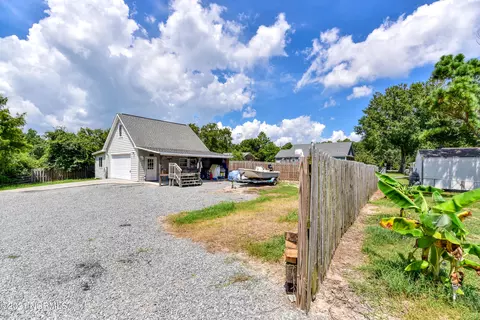 60 Hickory Point Ext, Hampstead, NC 28443 photo 31