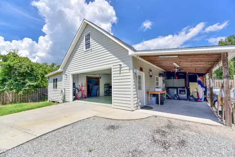 60 Hickory Point Ext, Hampstead, NC 28443 photo 21
