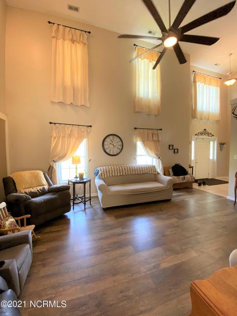 220 Target Ln, Hubert, NC 28539 photo 9