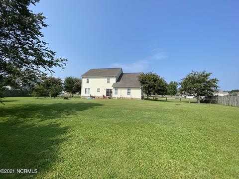 220 Target Ln, Hubert, NC 28539 photo 3