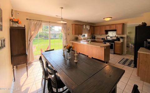 220 Target Ln, Hubert, NC 28539 photo 13