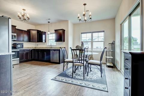 686 Aria Ln, Hubert, NC 28539 photo 12