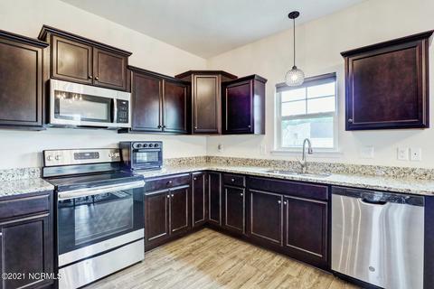 686 Aria Ln, Hubert, NC 28539 photo 9