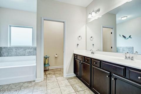 686 Aria Ln, Hubert, NC 28539 photo 15