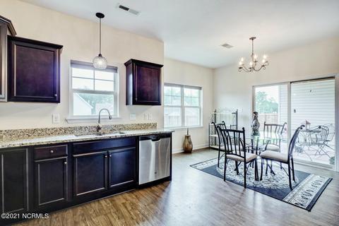 686 Aria Ln, Hubert, NC 28539 photo 10