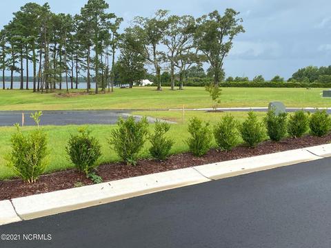 118 Evening Dr, Stella, NC 28582 photo 2