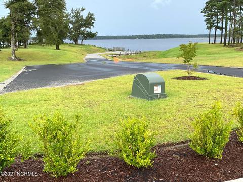 118 Evening Dr, Stella, NC 28582 photo 4