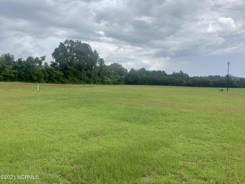 118 Evening Dr, Stella, NC 28582 photo 3