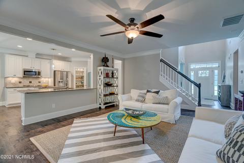 99 Aster Pl, Hampstead, NC 28443 photo 8