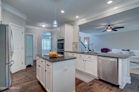 99 Aster Pl, Hampstead, NC 28443 photo 12