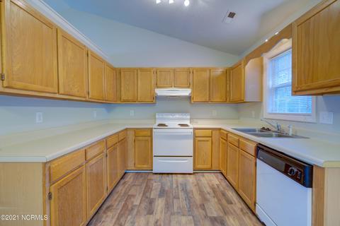 271 Parnell Rd, Hubert, NC 28539 photo 8