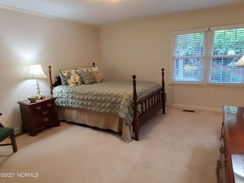 202 Forest Dr, Clinton, NC 28328 photo 18