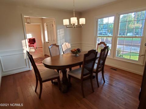 202 Forest Dr, Clinton, NC 28328 photo 6