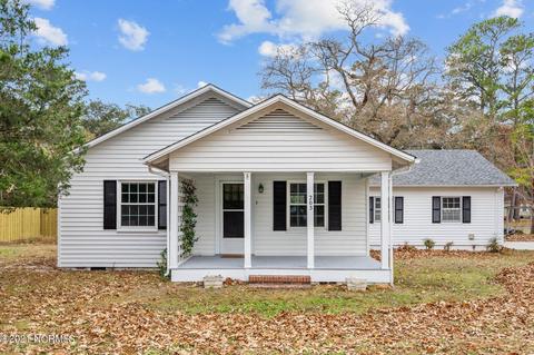 205 Hoover Rd, Hampstead, NC 28443 photo 1