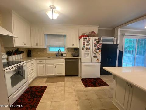 309 Lorease Dr, Dudley, NC 28333 photo 6