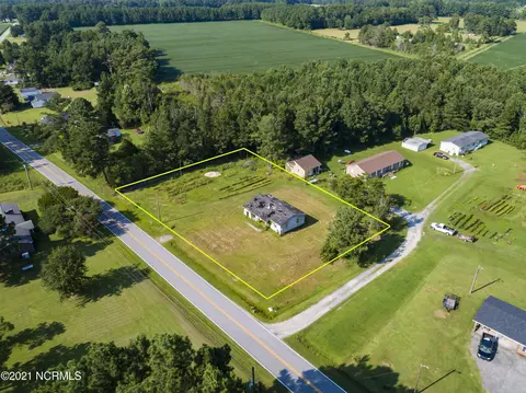 3247 Don Lee Rd, Arapahoe, NC 28510