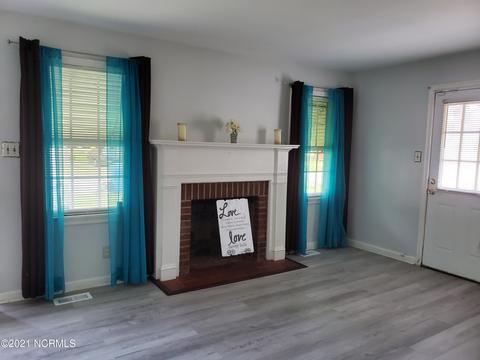 1018 Faison St E, Wilson, NC 27893 photo 3