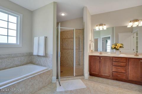 360 Camelot Way, Hampstead, NC 28443 photo 23