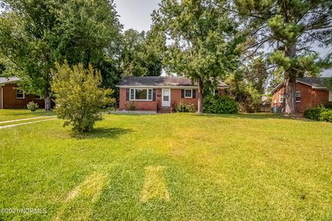 1301 Ormandy Ave, Jacksonville, NC 28546 photo 2