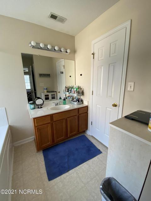 313 Trappers Rd, Hubert, NC 28539 photo 16
