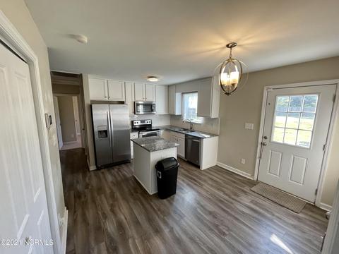 127 Blueberry Fields Rd, Maple Hill, NC 28454 photo 7