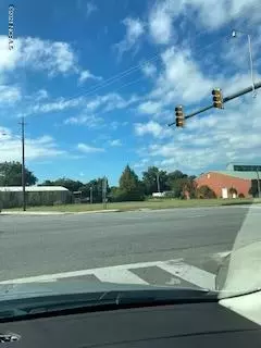 1301 Broad St, New Bern, NC 28560