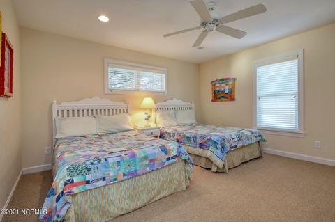 403 28th St, Sunset Beach, NC 28468 photo 4