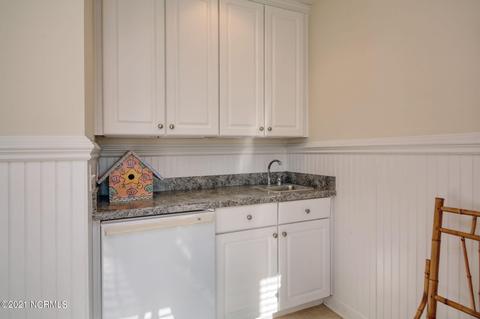403 28th St, Sunset Beach, NC 28468 photo 9